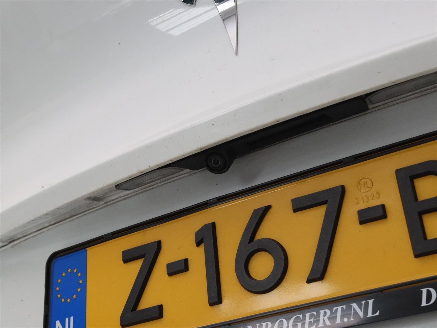 Tesla Model Y Long Range AWD 75kWh 351pk 93,7% SoH AMD
