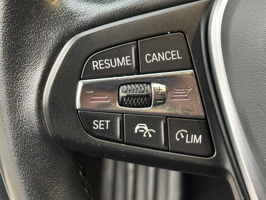 BMW 330 e Touring Aut. Advantage - Samsaru's Car Outlet