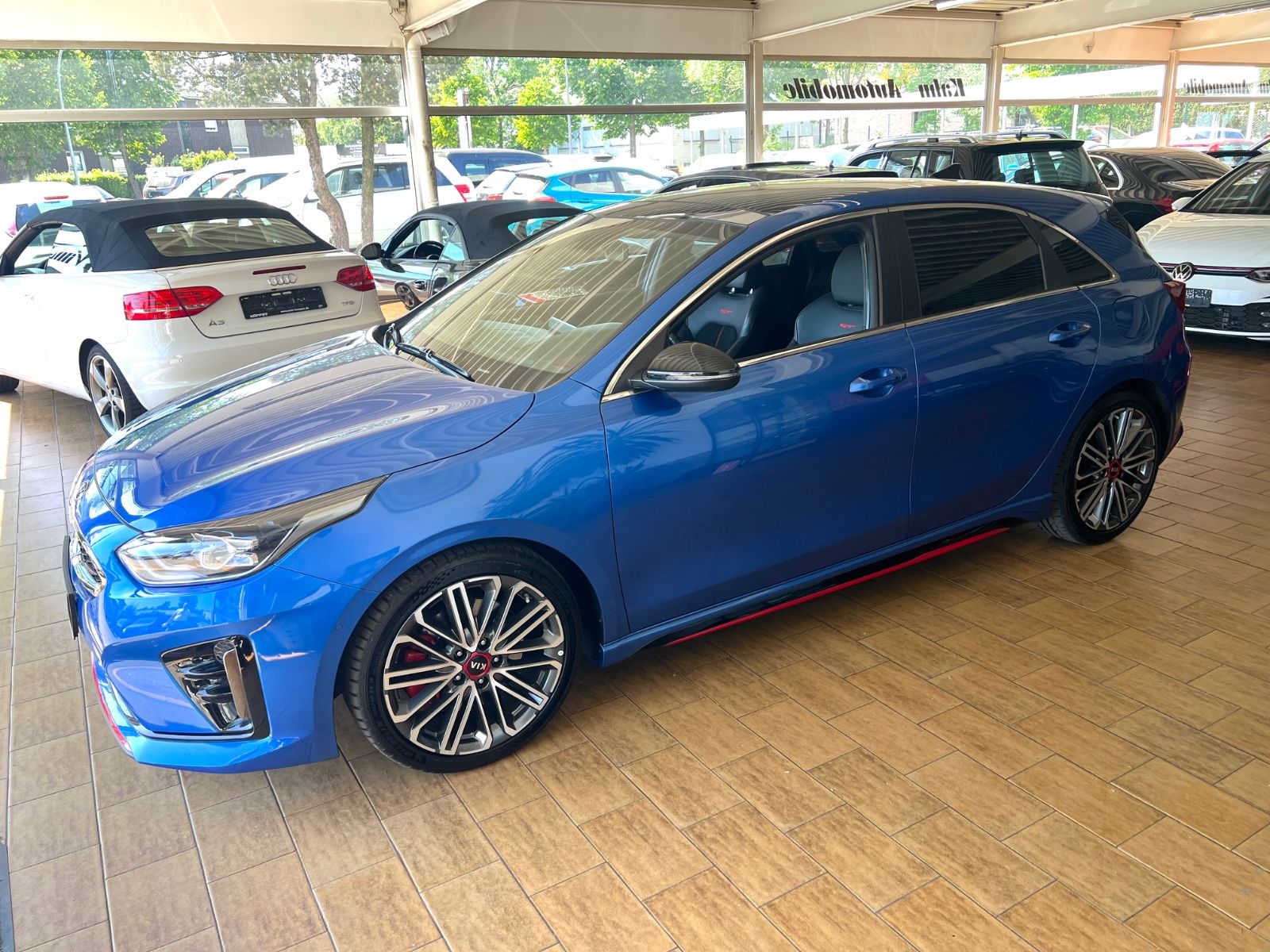 Kia cee'd GT - Samsaru's Car Outlet