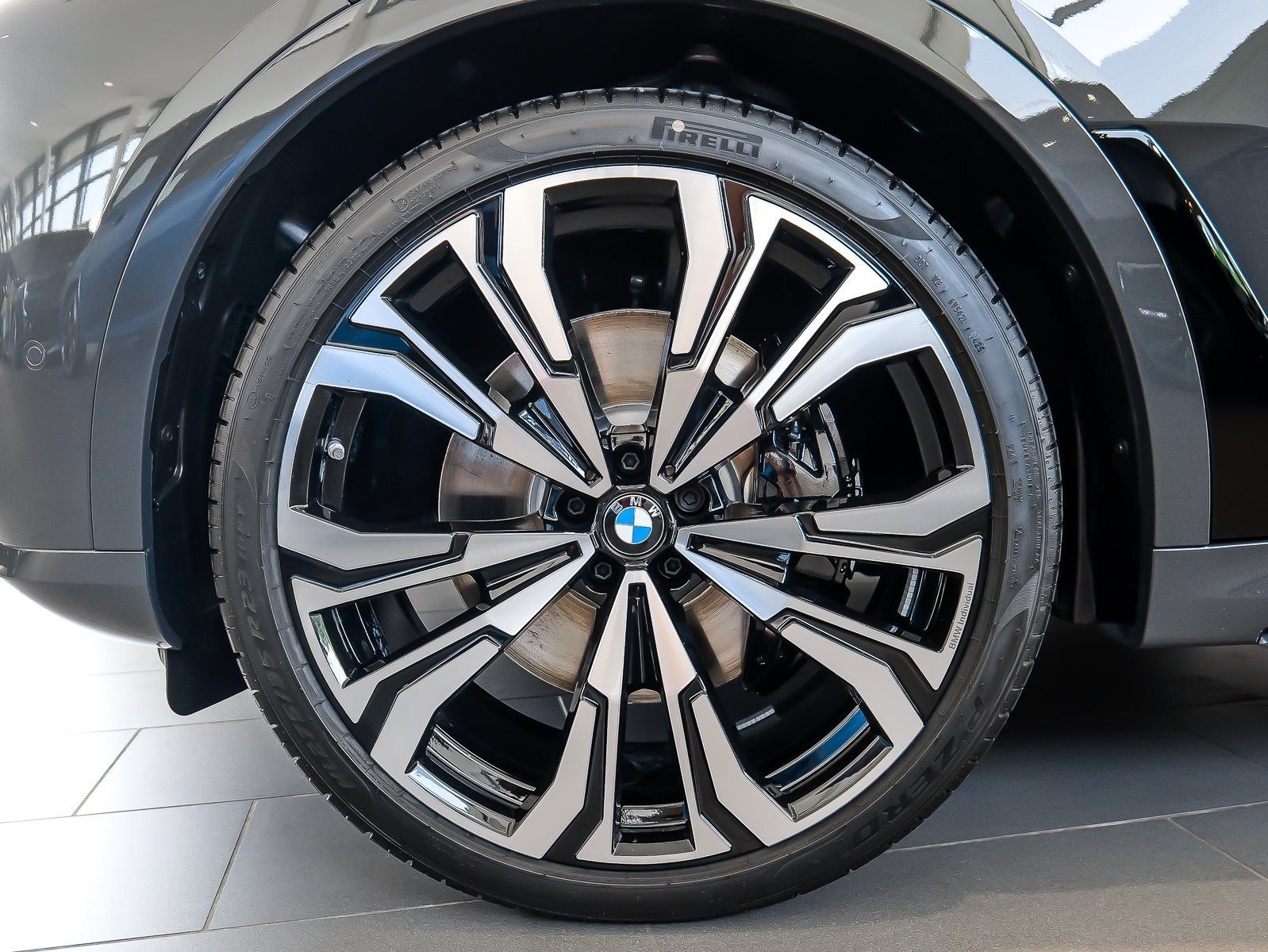 BMW X7 xDrive40d M SPORT PRO+AHK+PANO+HUD+UVM