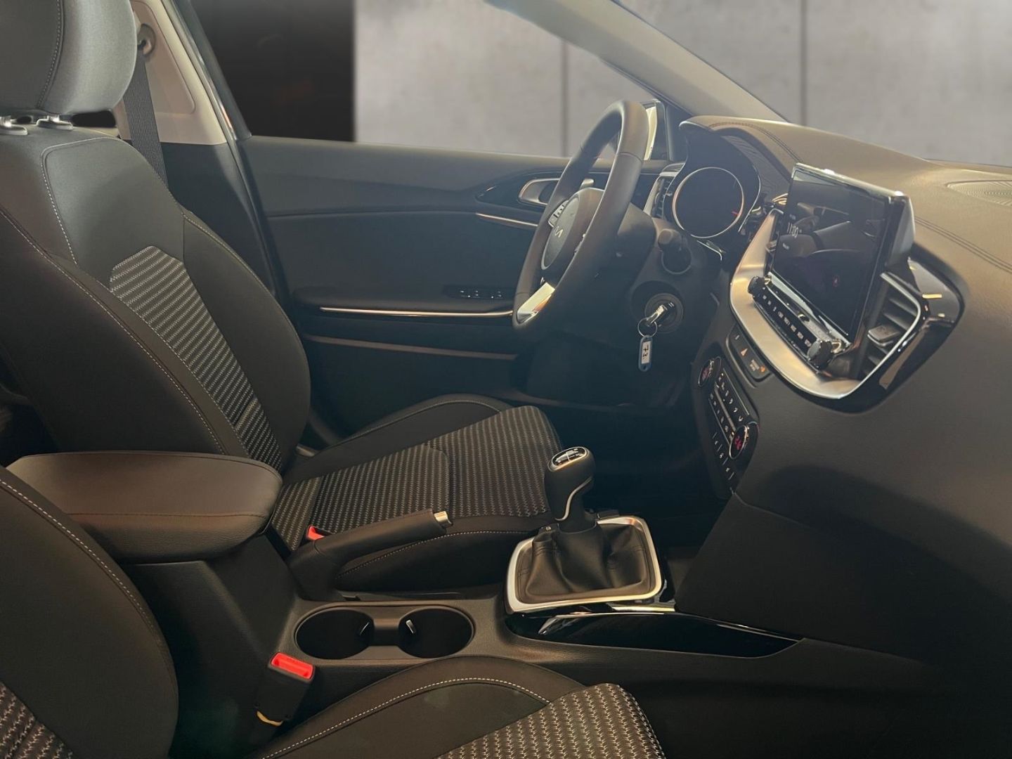 Kia Ceed 1.0T VISION - Samsaru's Car Outlet