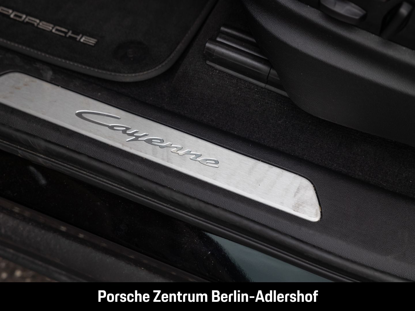 Porsche Cayenne E-Hybrid BOSE Rückfahrkamera Panorama