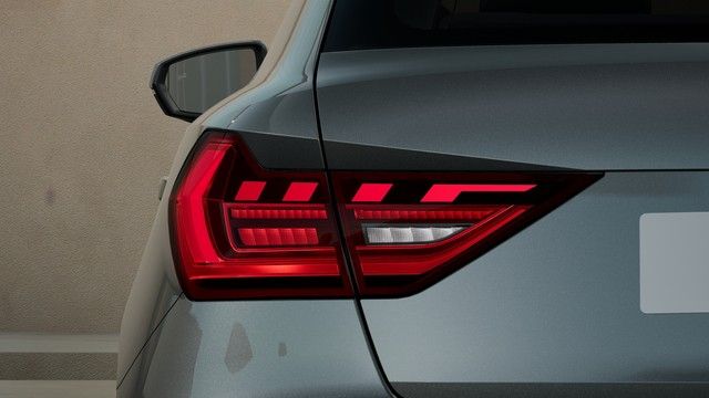 Audi A1 Sportback 30 TFSI S line - Samsaru's Car Outlet