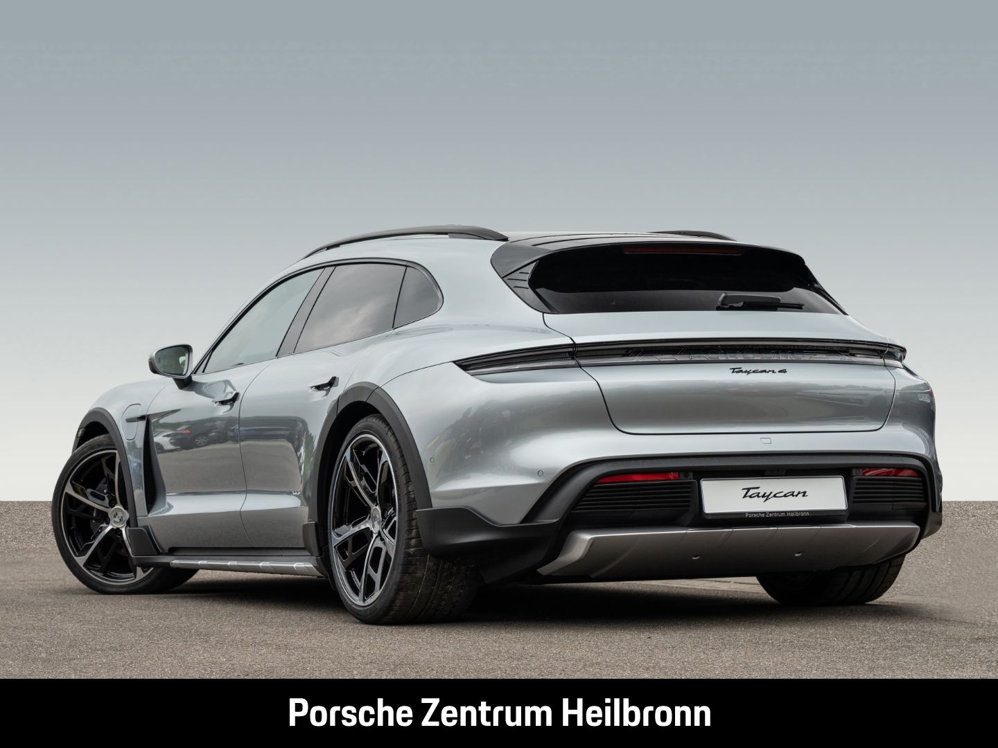 Porsche Taycan 4 Cross Turismo BOSE Surround-View 21-Zol