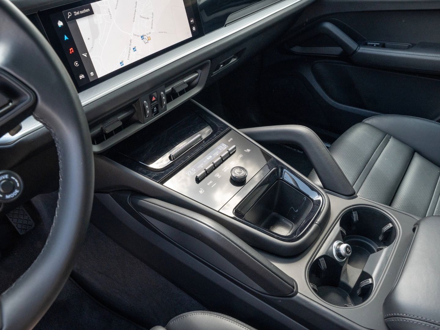 Porsche Cayenne E-Hybrid BOSE AHK 14 Wege Sitze 21 Zoll