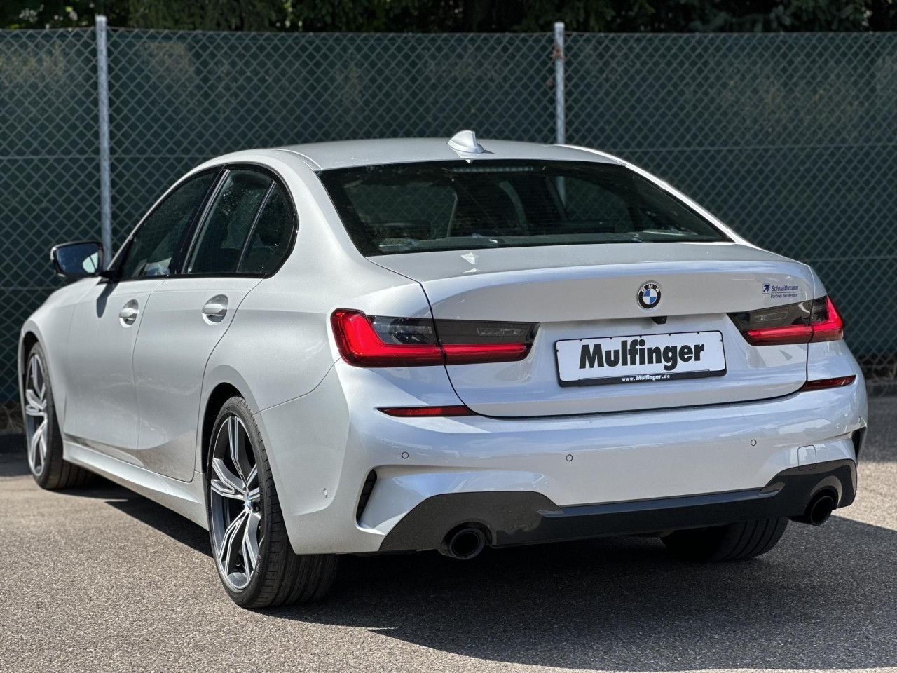 BMW 330d M Sport - Samsaru's Car Outlet