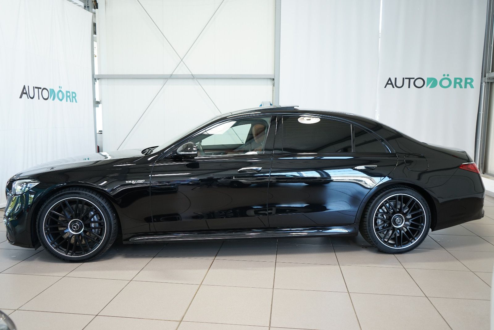 Mercedes-Benz S 63 AMG E-Performance 4M+ L Massage+TV+Panorama