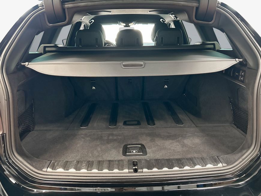 BMW 330i Touring xDrive Sport Line - Samsaru's Car Outlet