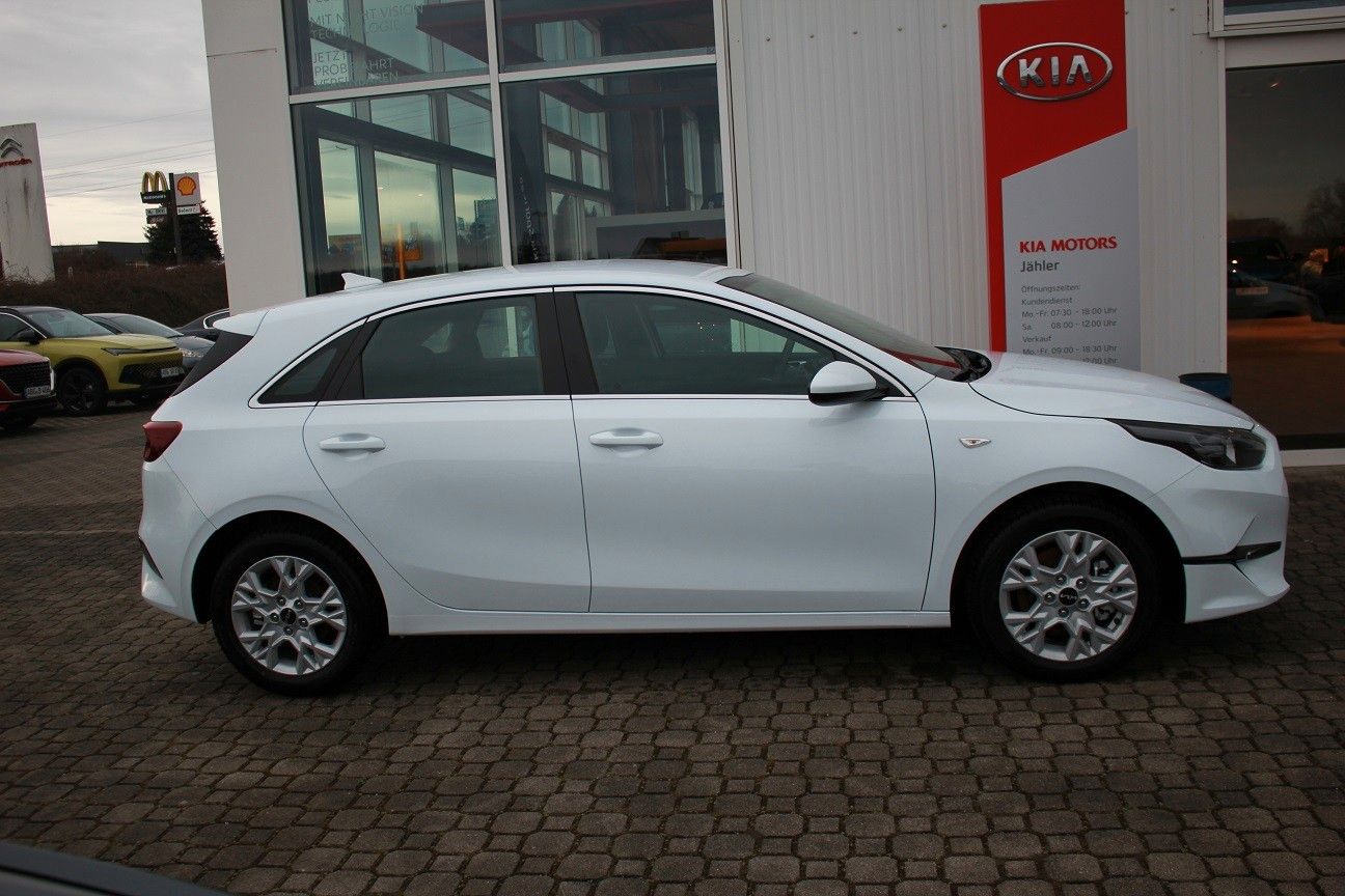 Kia CEED 1.5 T-GDI VISION KOMFORT PLUS - Samsaru's Car Outlet