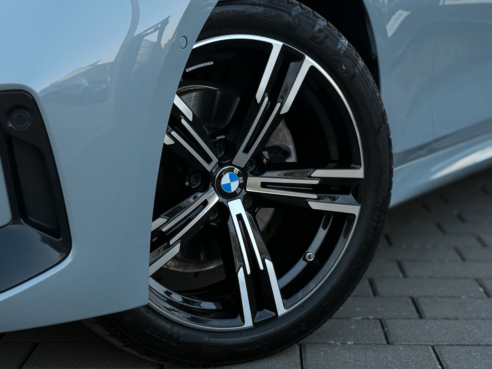 BMW 320d xD M Sport AHK HuD 360° hifi ACC
