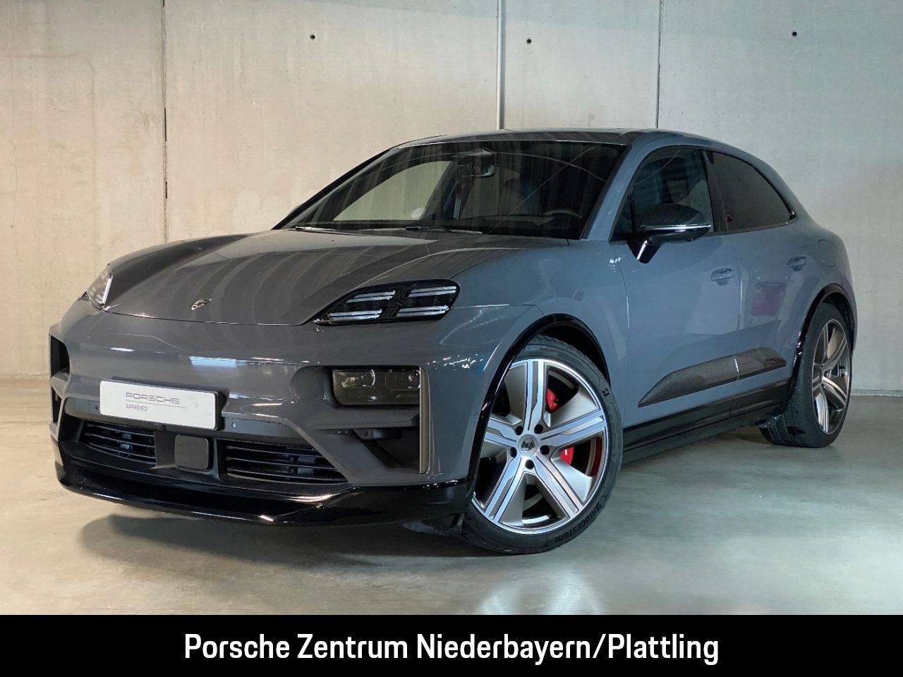 Porsche Macan Turbo | Hinterachslenkung | AHK | 22-Zoll