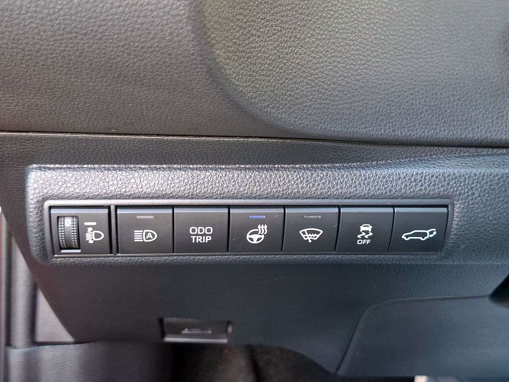 Toyota Corolla Touring Sports Hybrid SHZ NAVI ACC LED