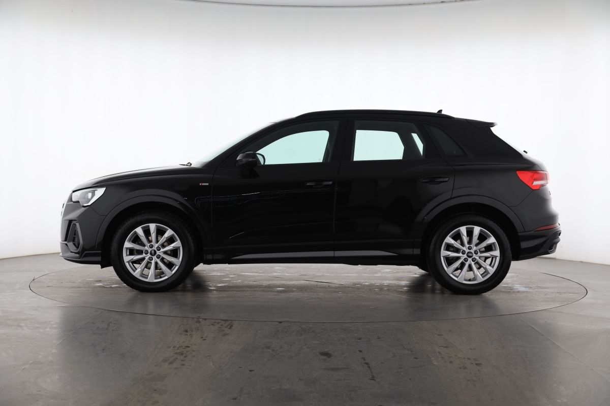 Audi Q3 35 TDI quattro S tronic S line - Samsaru's Car Outlet
