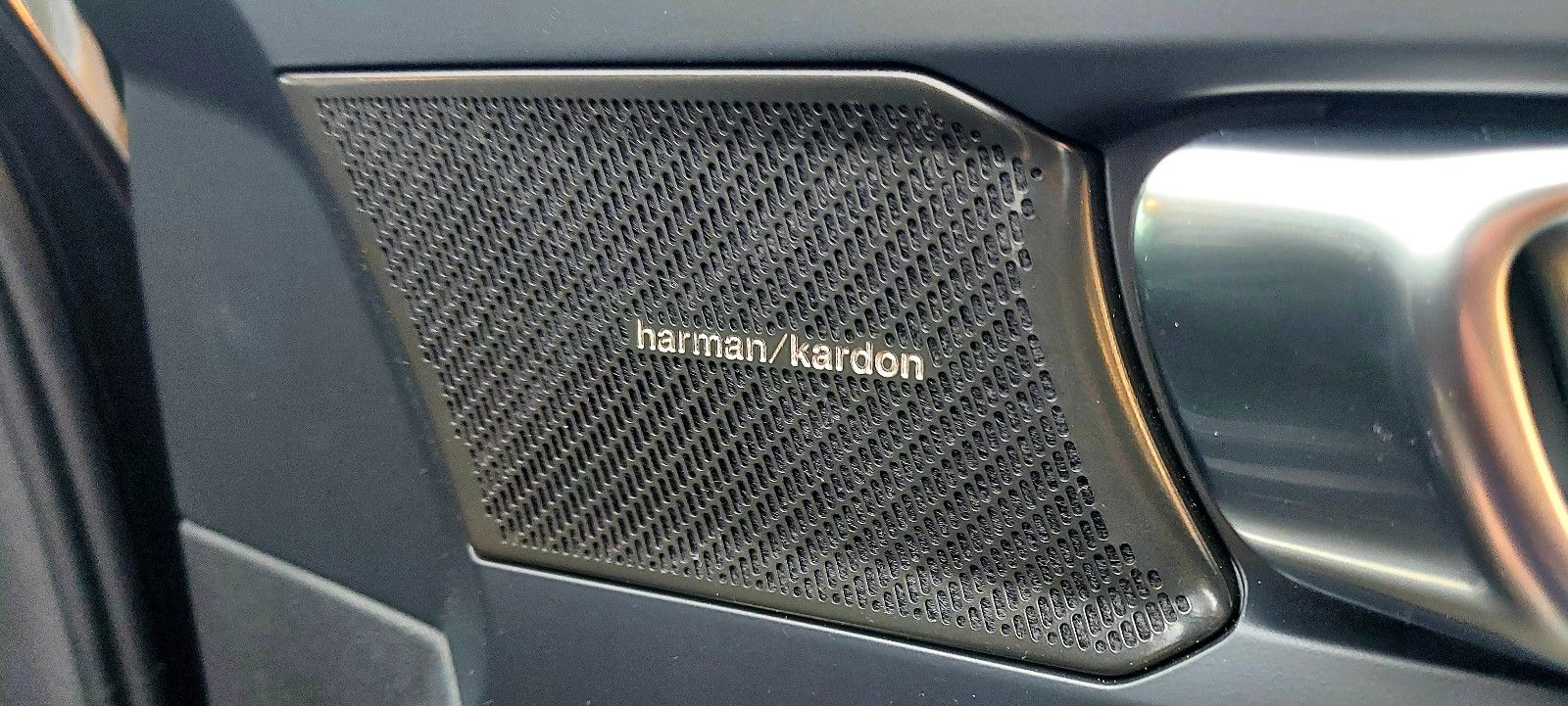 Volvo XC40 Twin Ultimate Recharge Pure Electric AWD