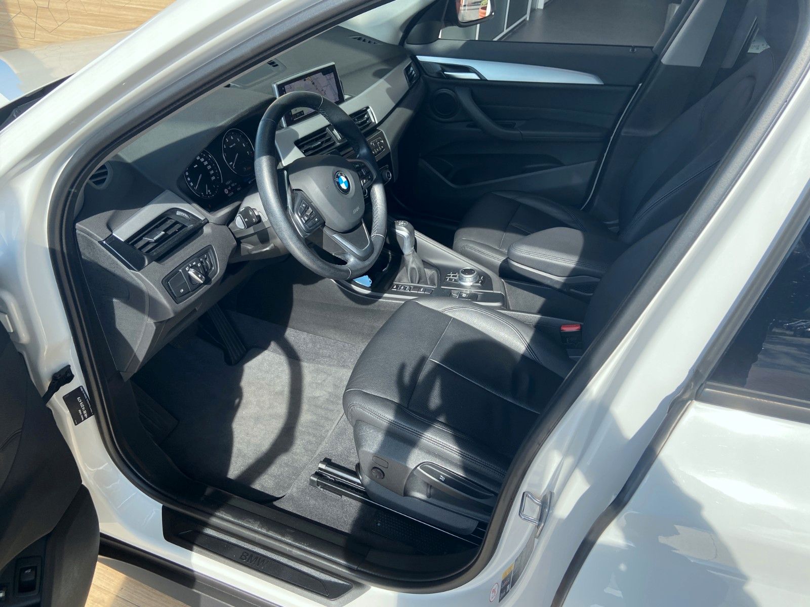 BMW X1 xDrive25e - Samsaru's Car Outlet