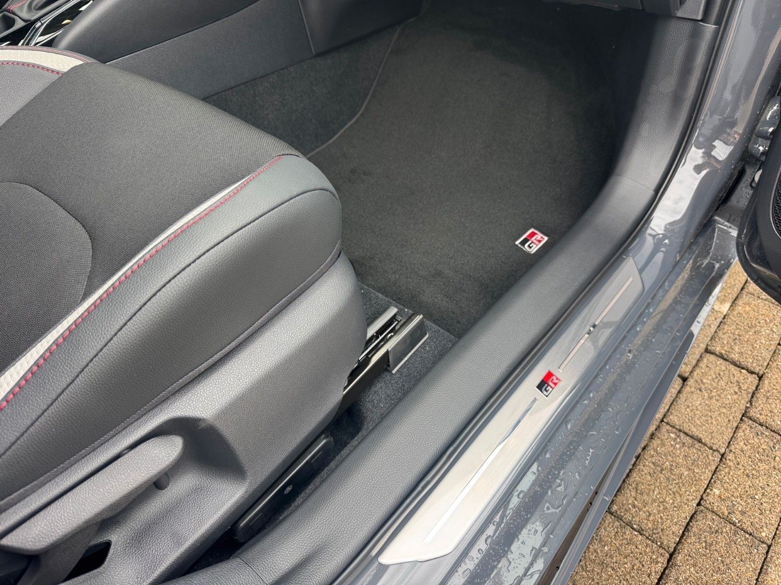 Toyota Corolla TS 2.0 Hybrid GR *SHZ* *LHZ* *PDC* *ACC*