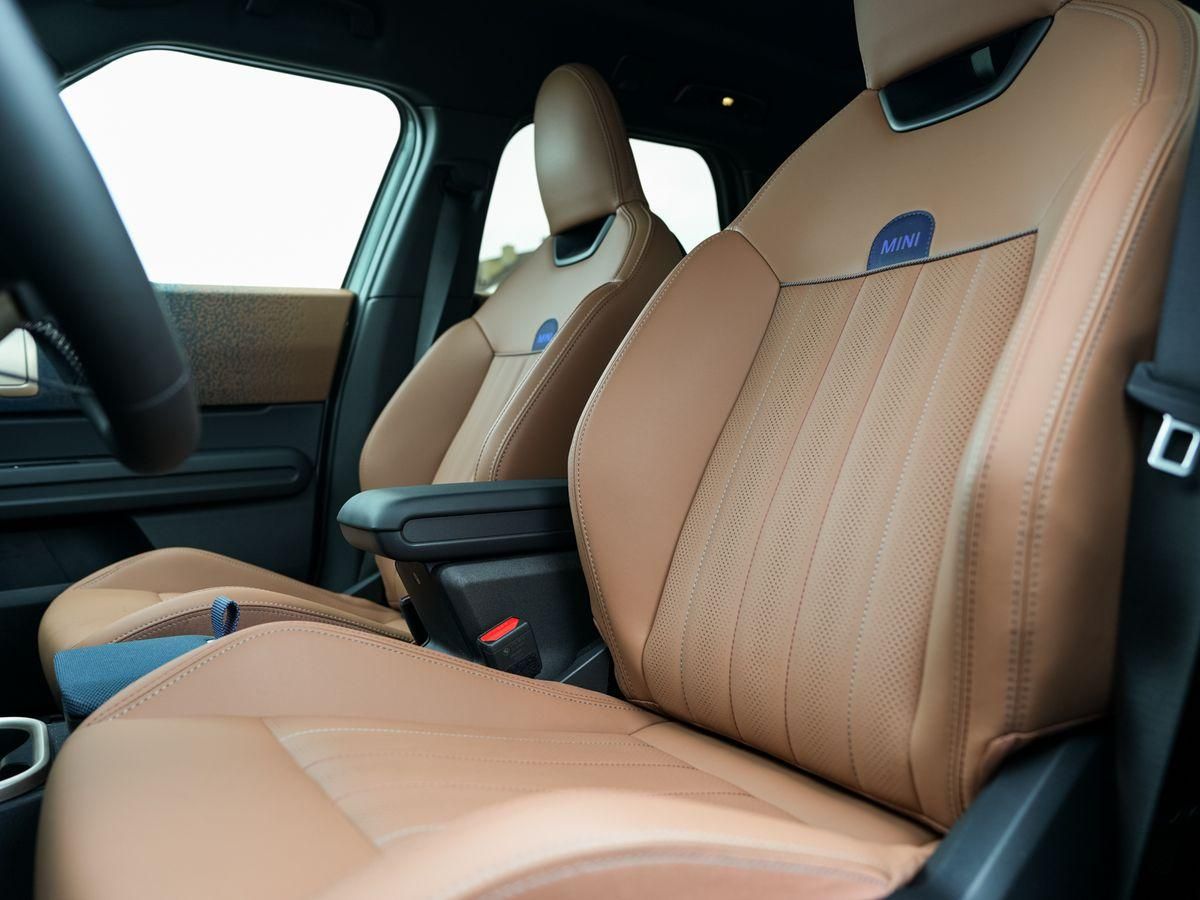 MINI Countryman C Favoured-T Paket XL - Samsaru's Car Outlet
