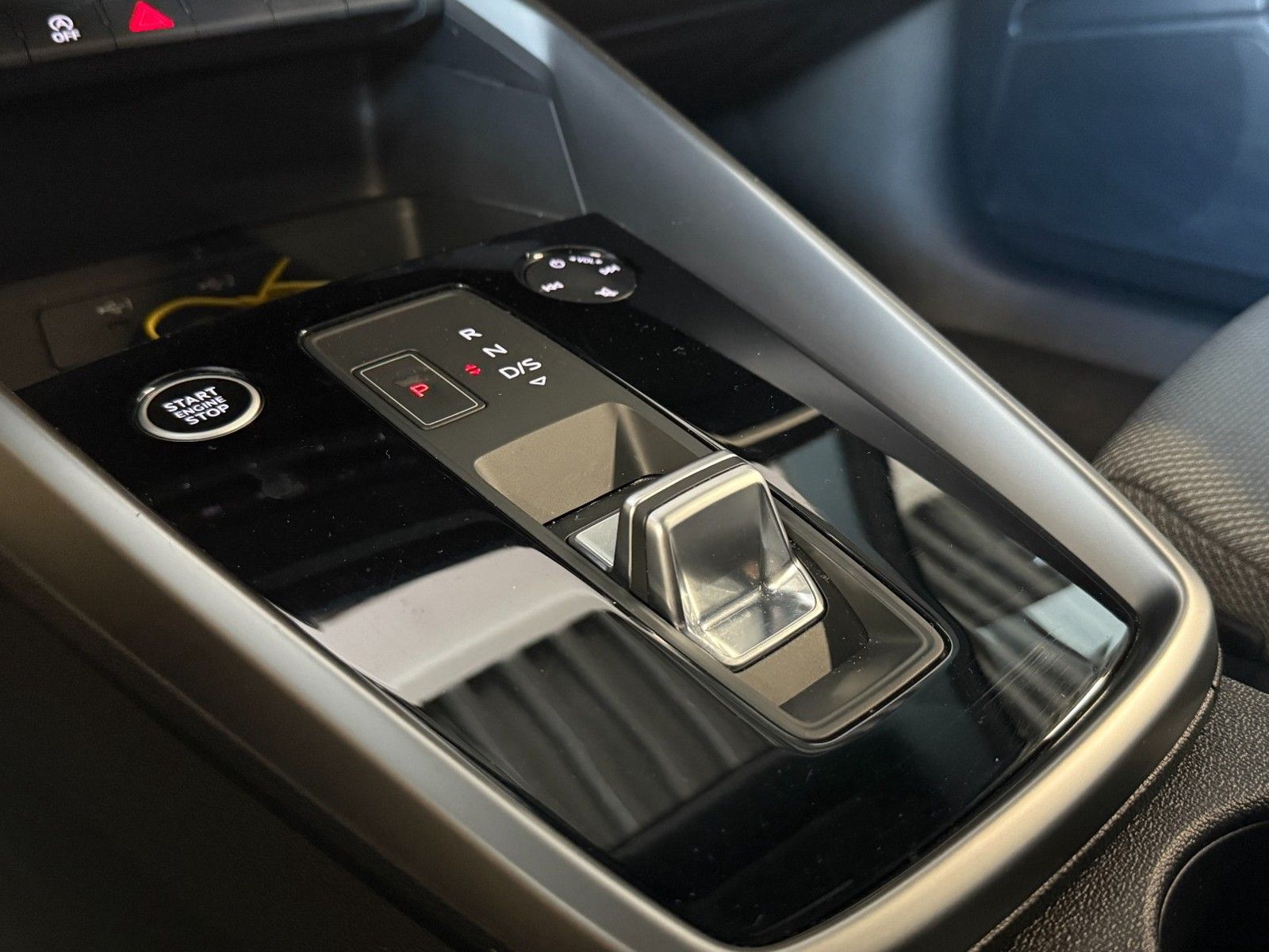 Audi A3 Sportback TFSI*CARPLAY-NAVI*KAM*VRT-COCKPIT*