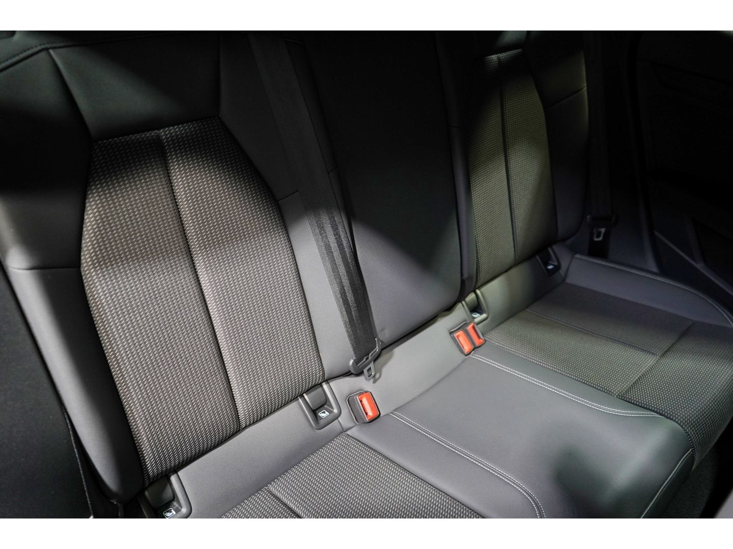 Audi A3 Sportback S line 45 TFSI e MatrixLED Business