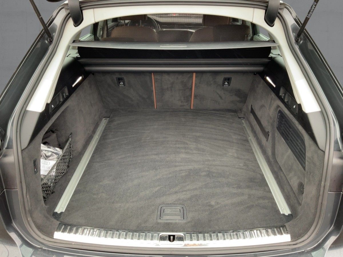 Audi A6 Avant 40 TDI S-TR DESIGN - Samsaru's Car Outlet