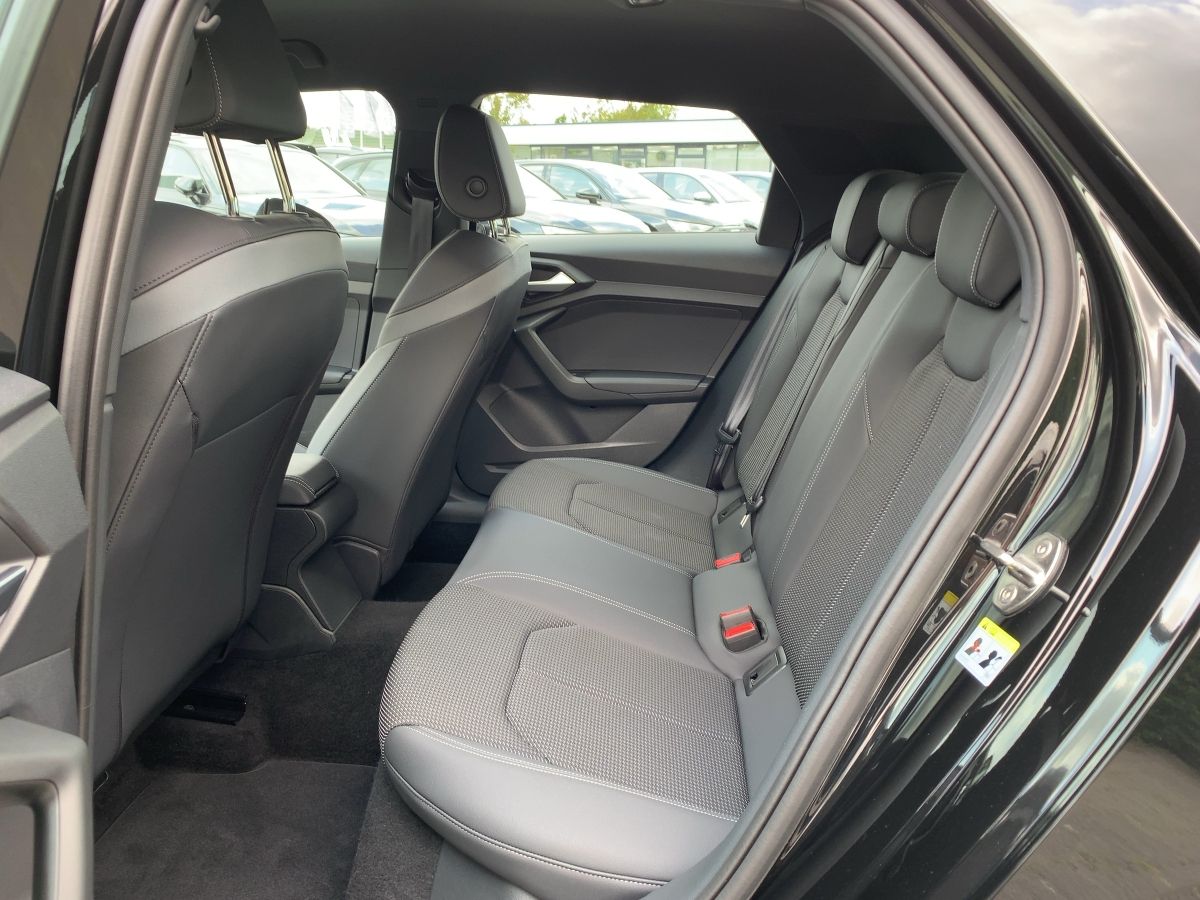 Audi A1 Sportback 30 TFSI S tronic ACC+LED+CarPlay+SH