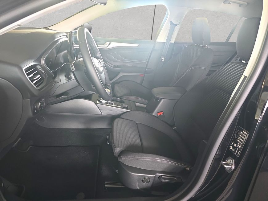Ford Focus Turnier 1.5 EcoBlue  Aut. TITANIUM EDITION
