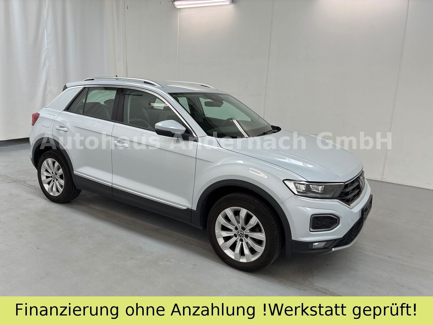 Volkswagen T-Roc Sport - Samsaru's Car Outlet