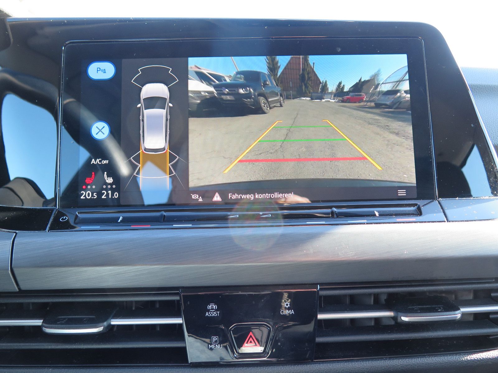 Volkswagen Golf VIII Variant Style, LED,App,Navi,Sportsitze