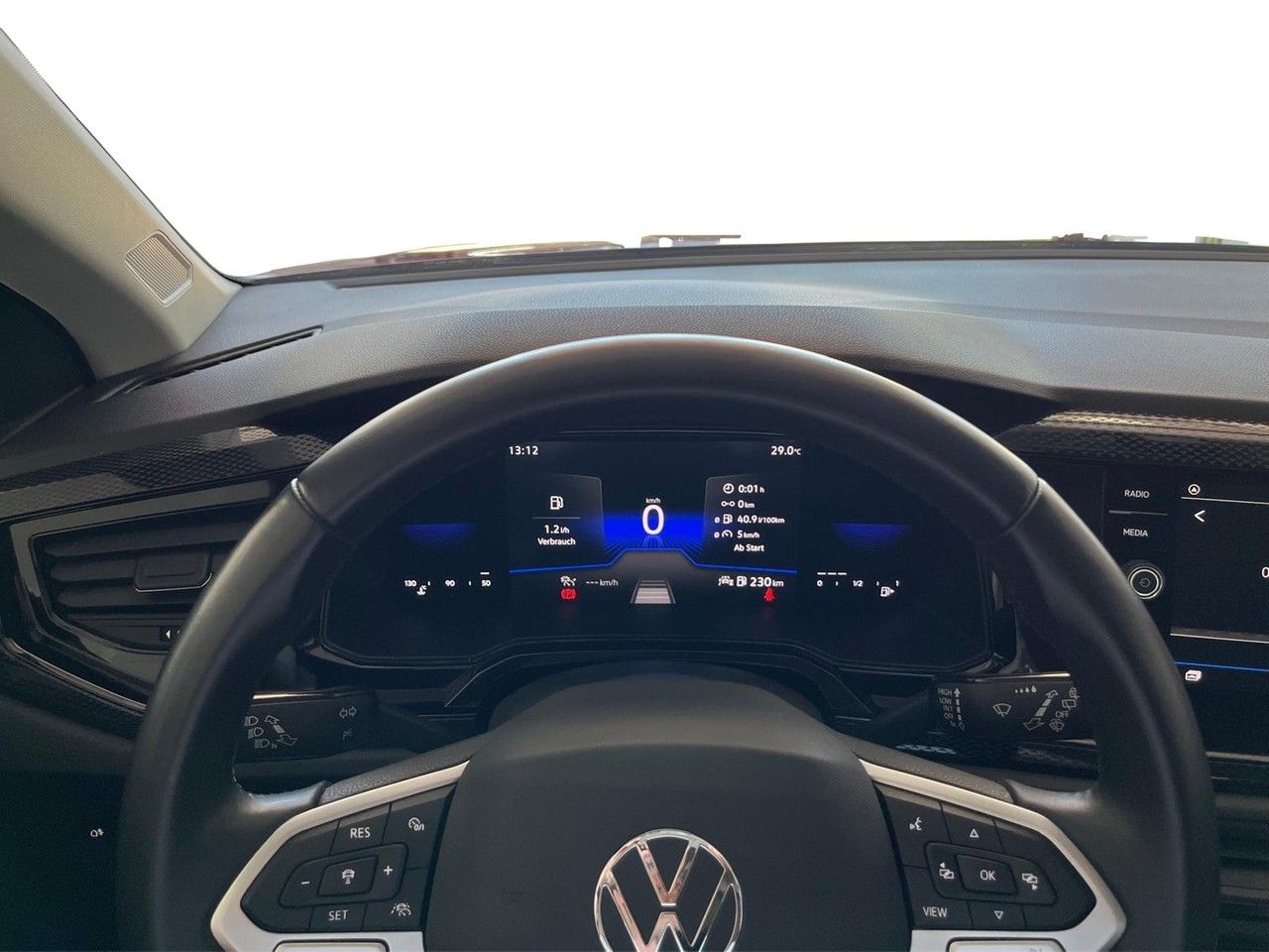 Volkswagen Taigo 1.0 TSI Life - Samsaru's Car Outlet