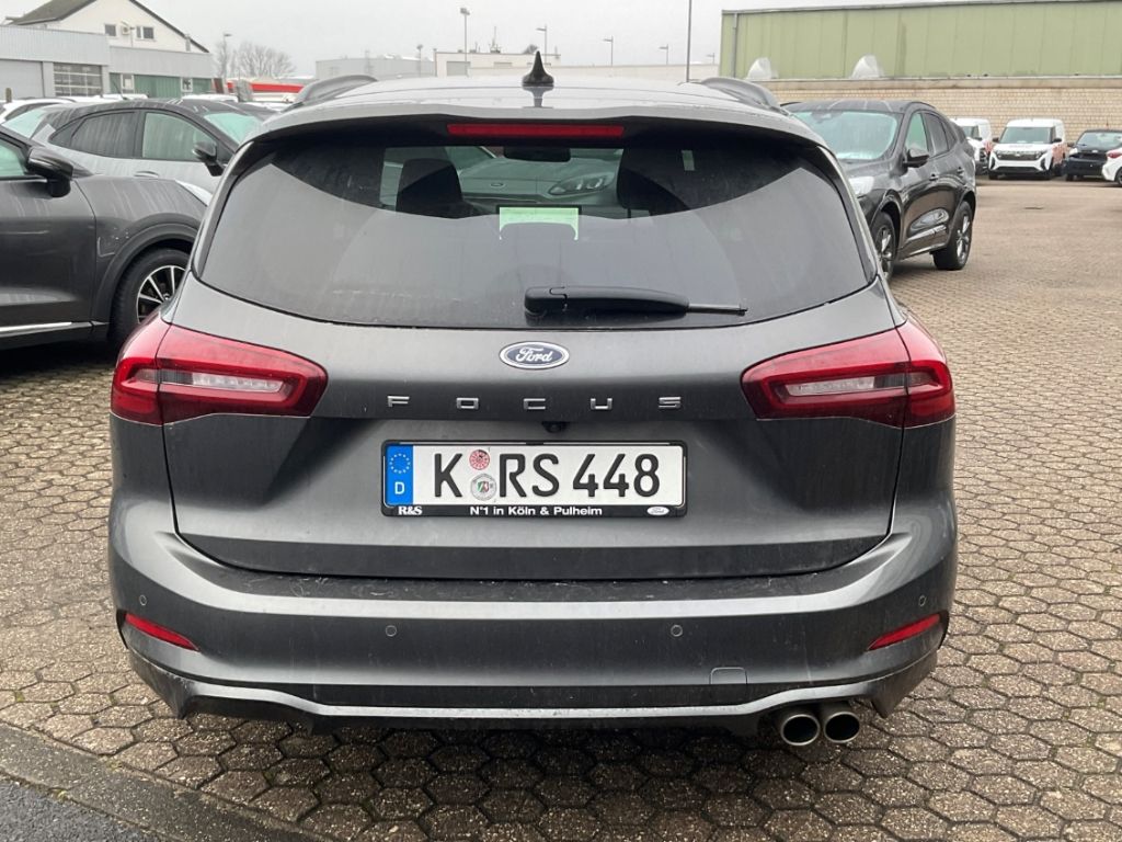 Ford Focus Turnier ST-Line X MHEV+Automatik+Pano+LED