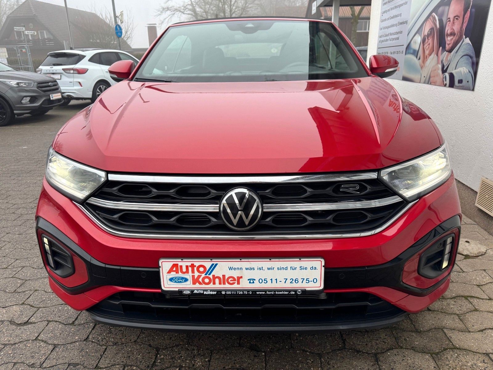 Volkswagen T-Roc R-Line - Samsaru's Car Outlet