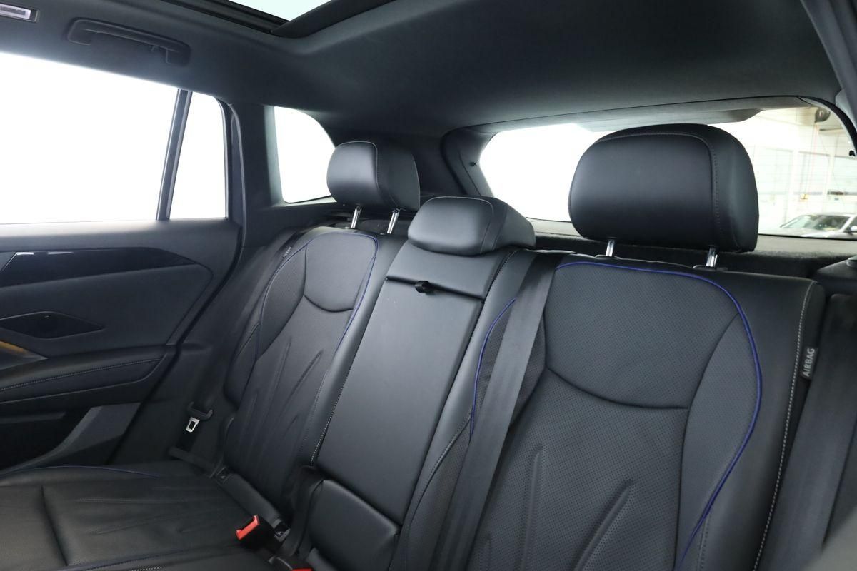 Volkswagen Tiguan 2.0 TSI DSG 4M R-Line IQ Pano Nav 360 AHK