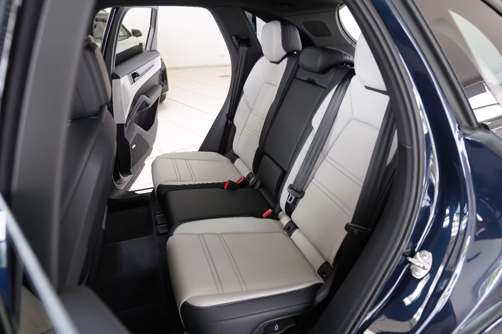 Porsche Cayenne E-Hybrid Pano Aero Design BOSE Sport 360