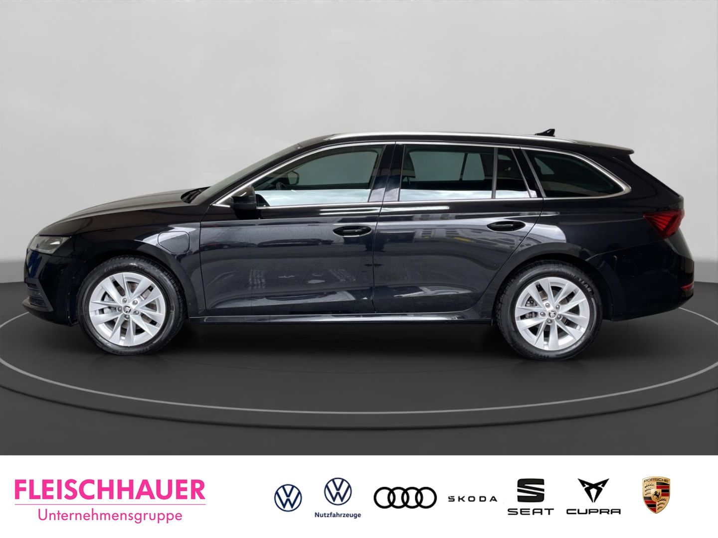 Skoda Octavia Combi iV Style LED HUD ACC Navi Keyless