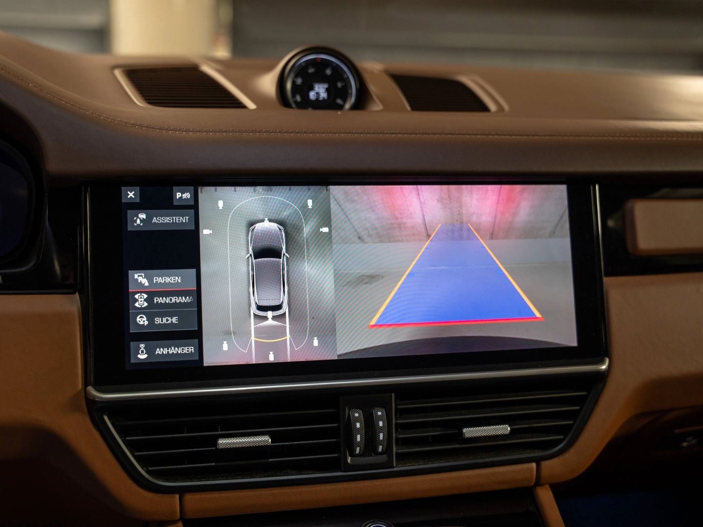 Porsche Cayenne E-Hybrid PDCC BOSE Surround View 18-Wege