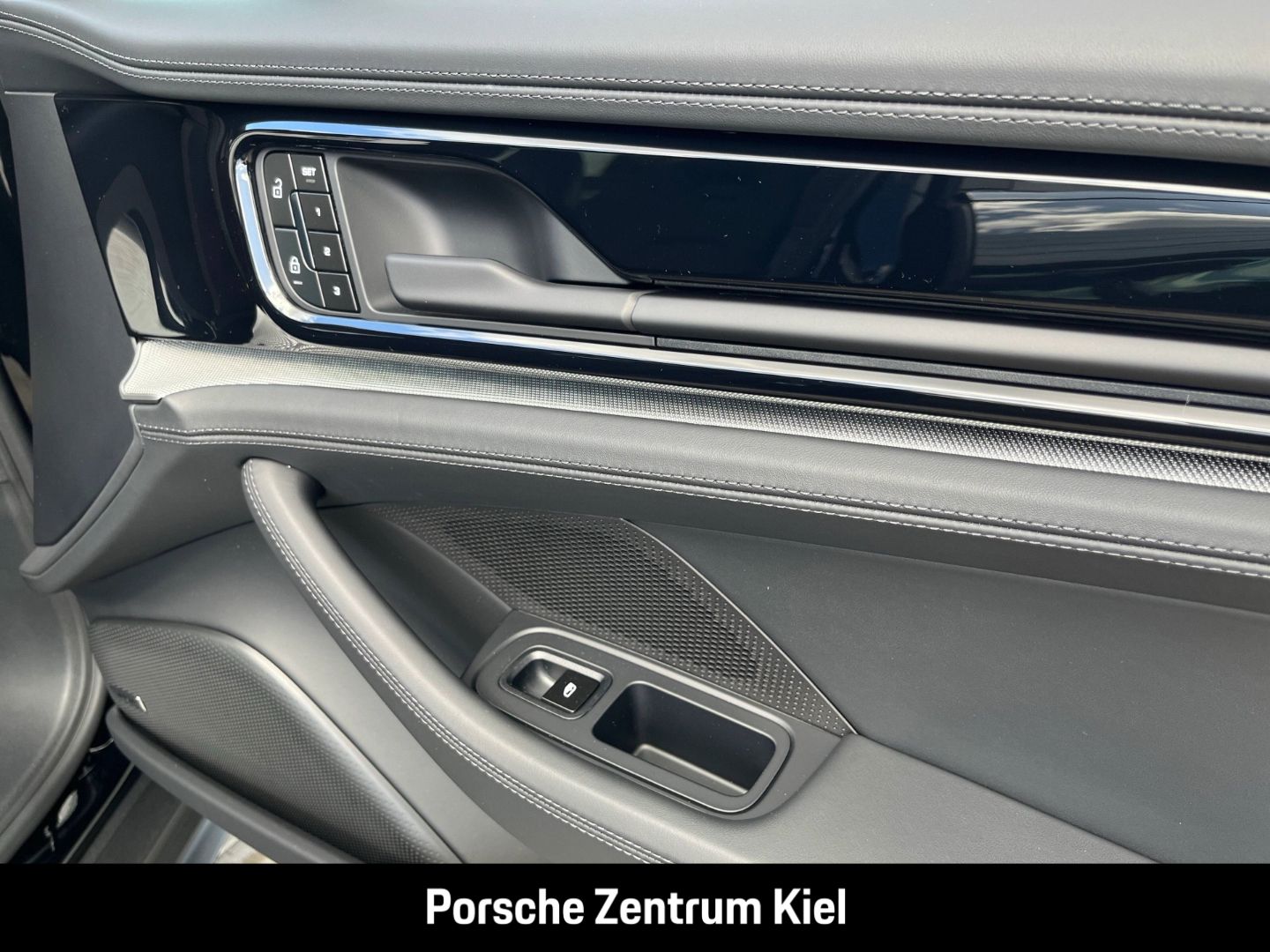 Porsche Panamera 4 E-Hybrid BOSE Panorama Rückfahrkamera