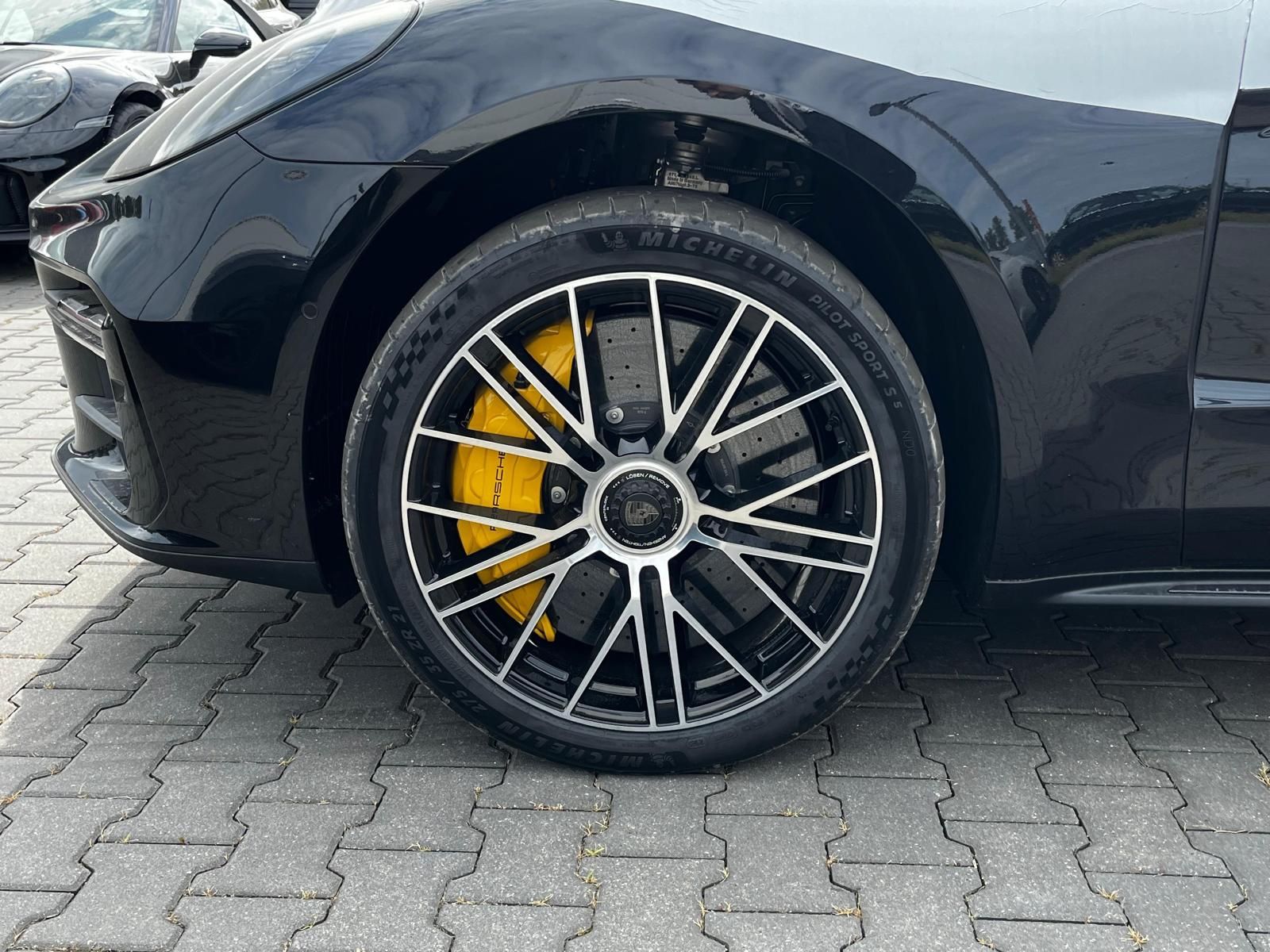Porsche Panamera Turbo S E-Hybrid KERAMIK Manufaktur