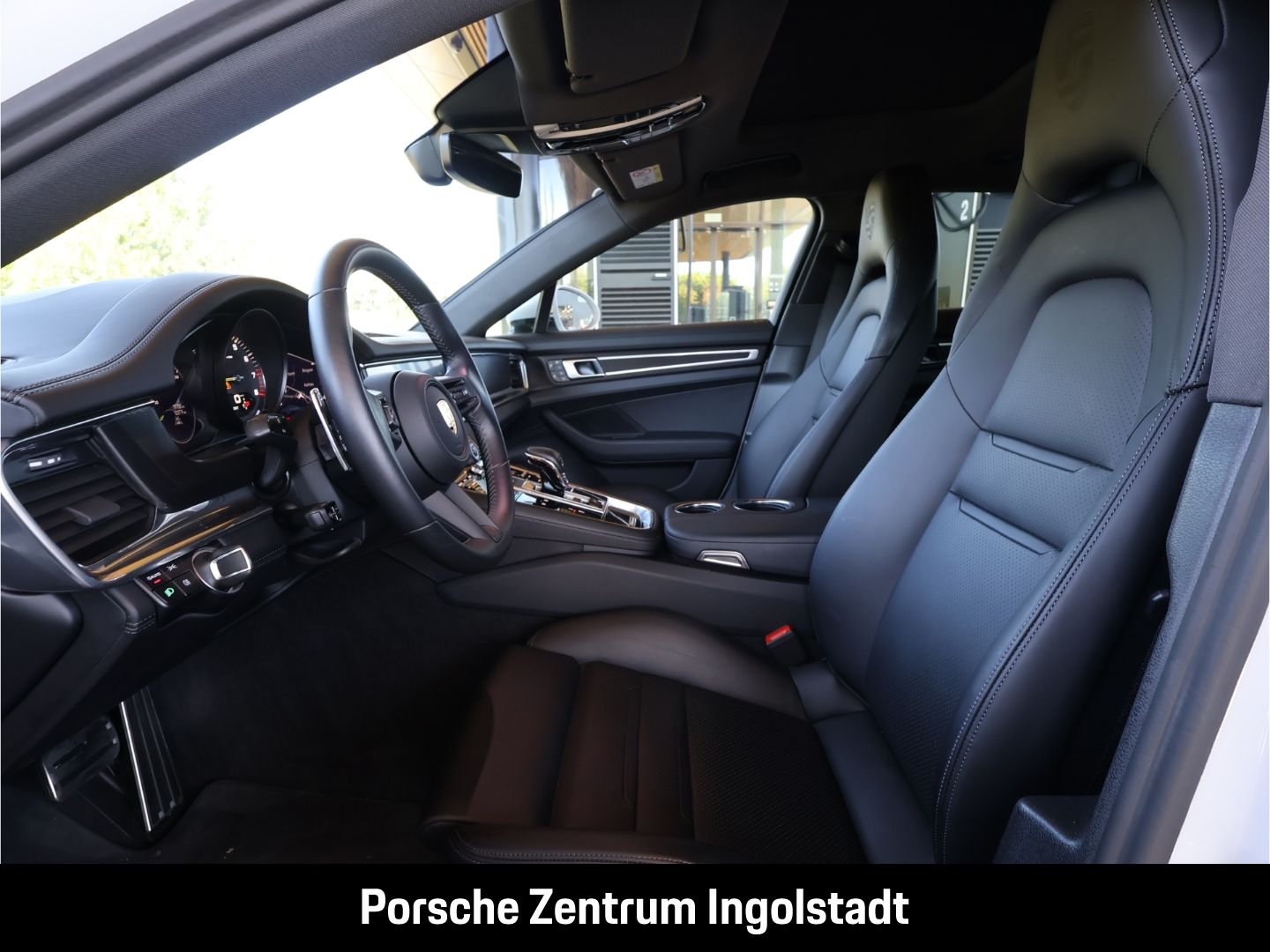 Porsche Panamera 4 E-Hybrid Sport Turismo Platinum Editi