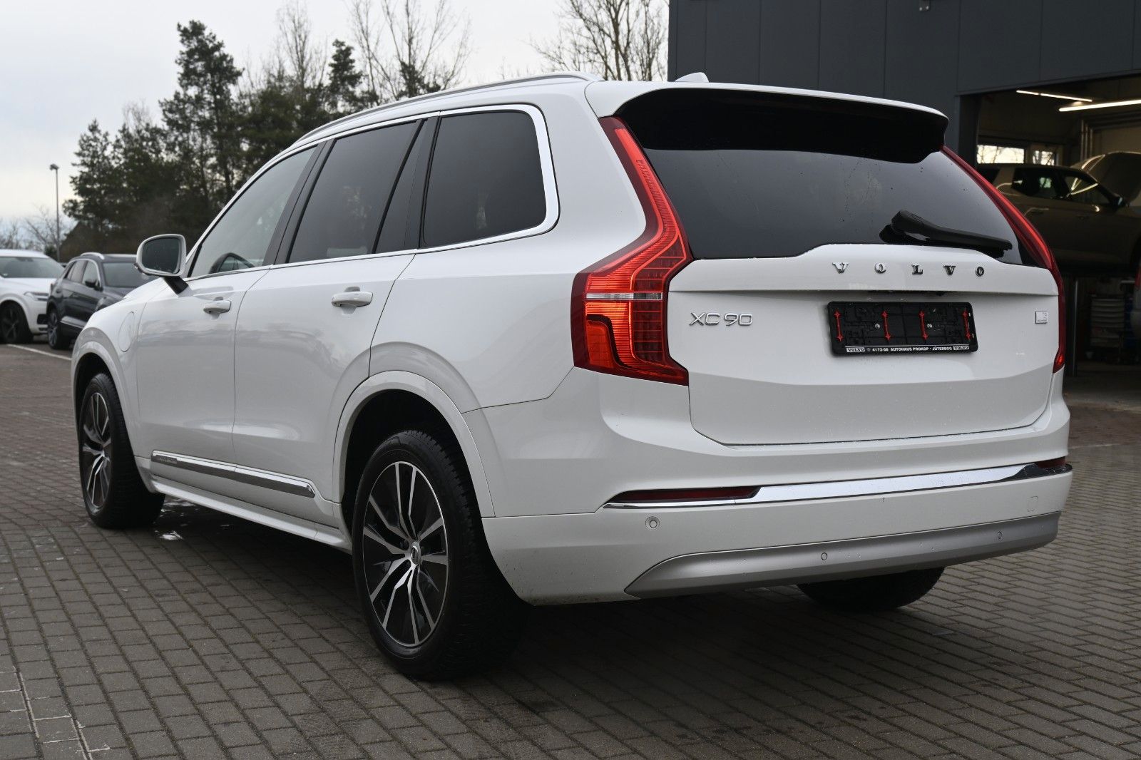 Volvo XC90 T8 AWD Inscrip. - Samsaru's Car Outlet