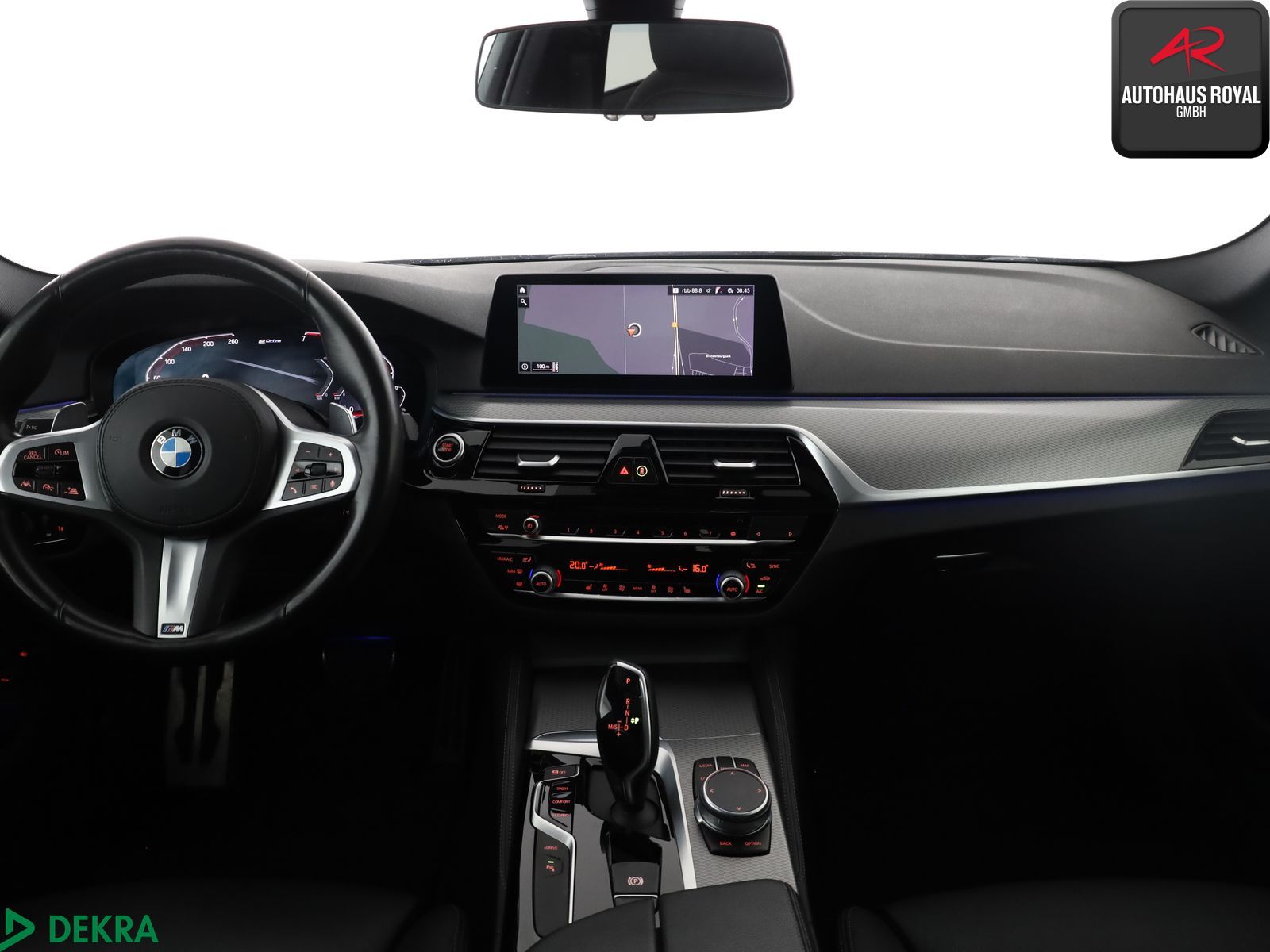BMW 530 e x Drive M SPORT SHADOW HUD,KEYLESS,KAMERA