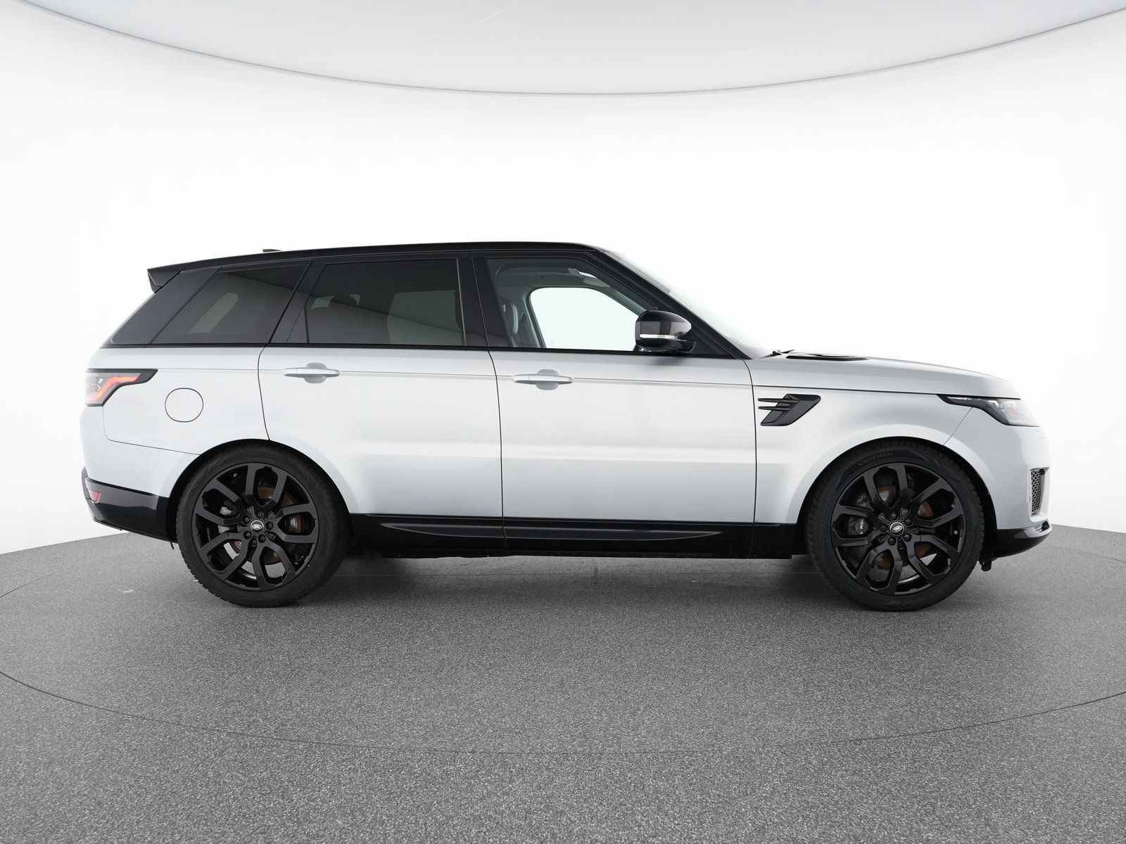 Range Rover Sport SDV6 HSE Black - Samsaru's Car Outlet