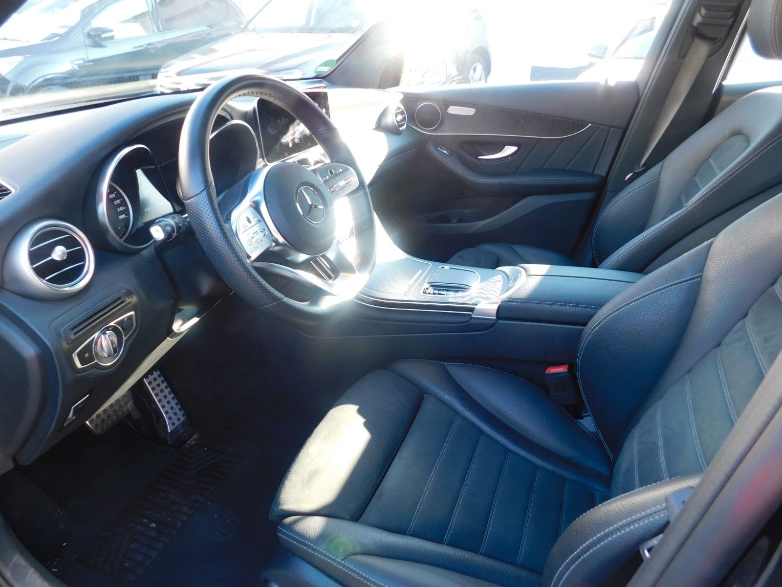 Mercedes-Benz GLC 220 d 4Matic AMG - Samsaru's Car Outlet