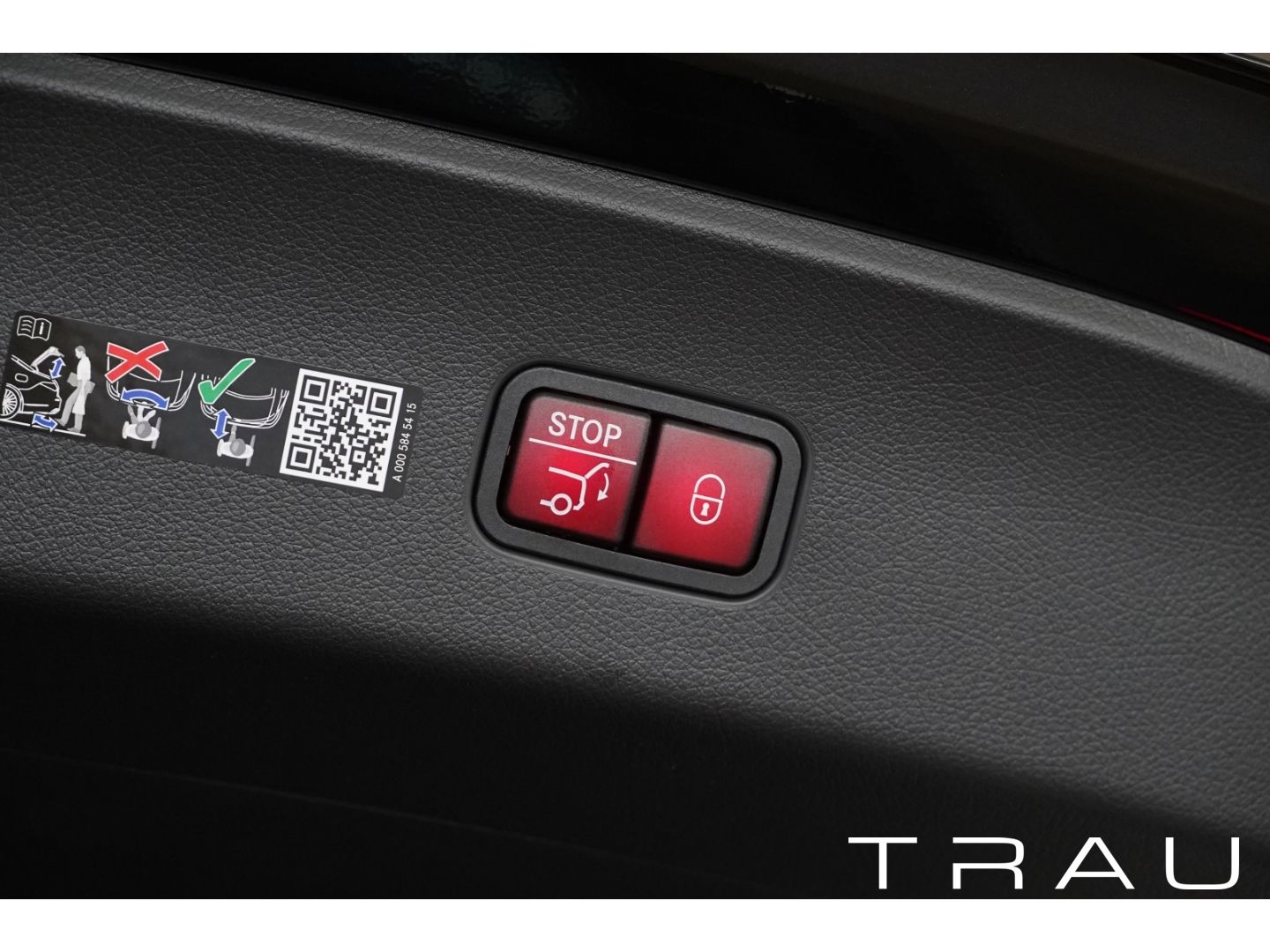 Mercedes-Benz GLC 220 d AMG Coupe Pano Luft HUD AHK 4Radlenkun