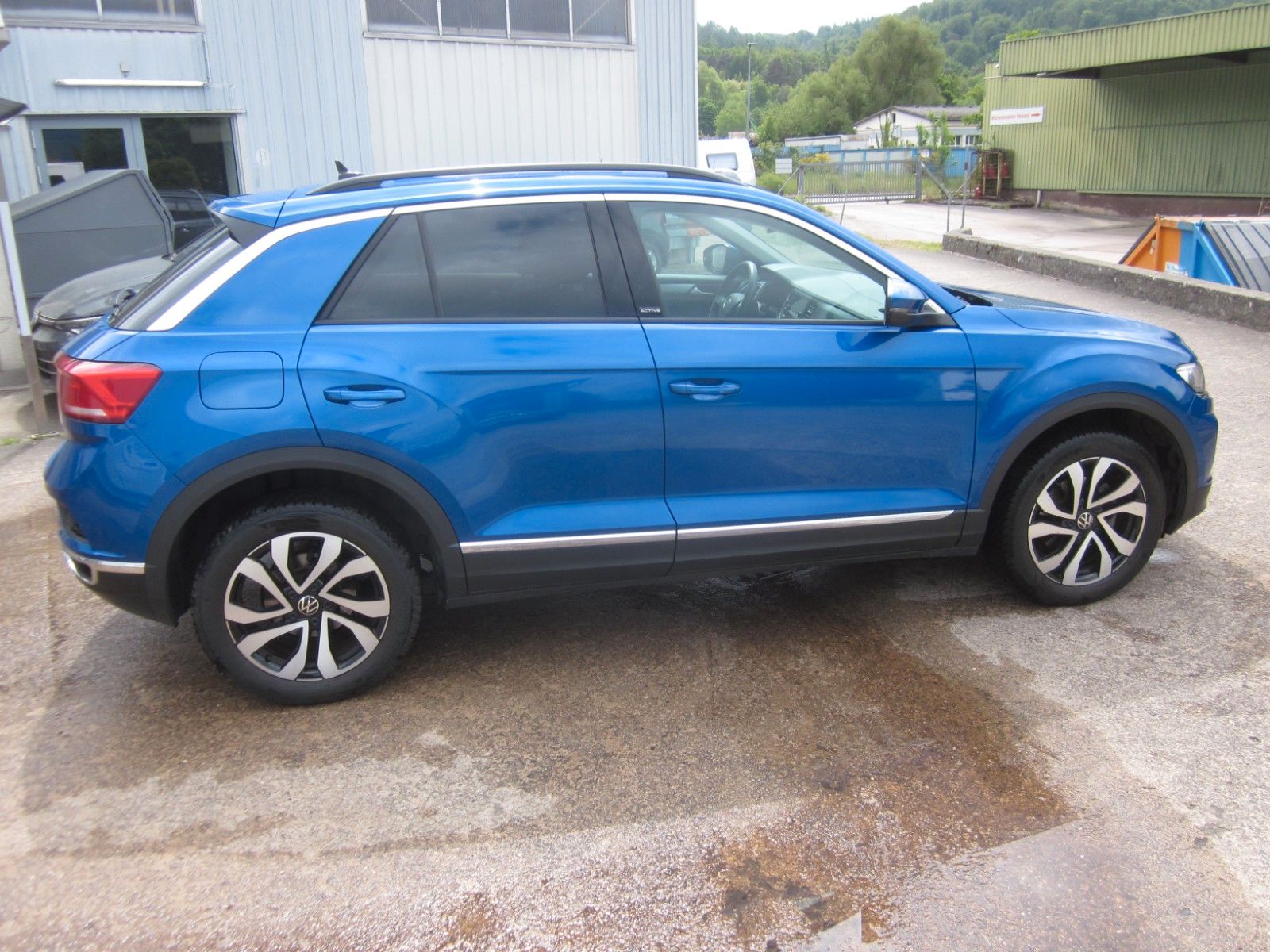 Volkswagen T-Roc Active - Samsaru's Car Outlet
