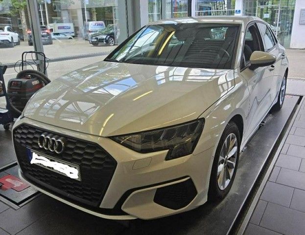 Audi A3 Sportback 30 TFSI S tronic HUD Navi