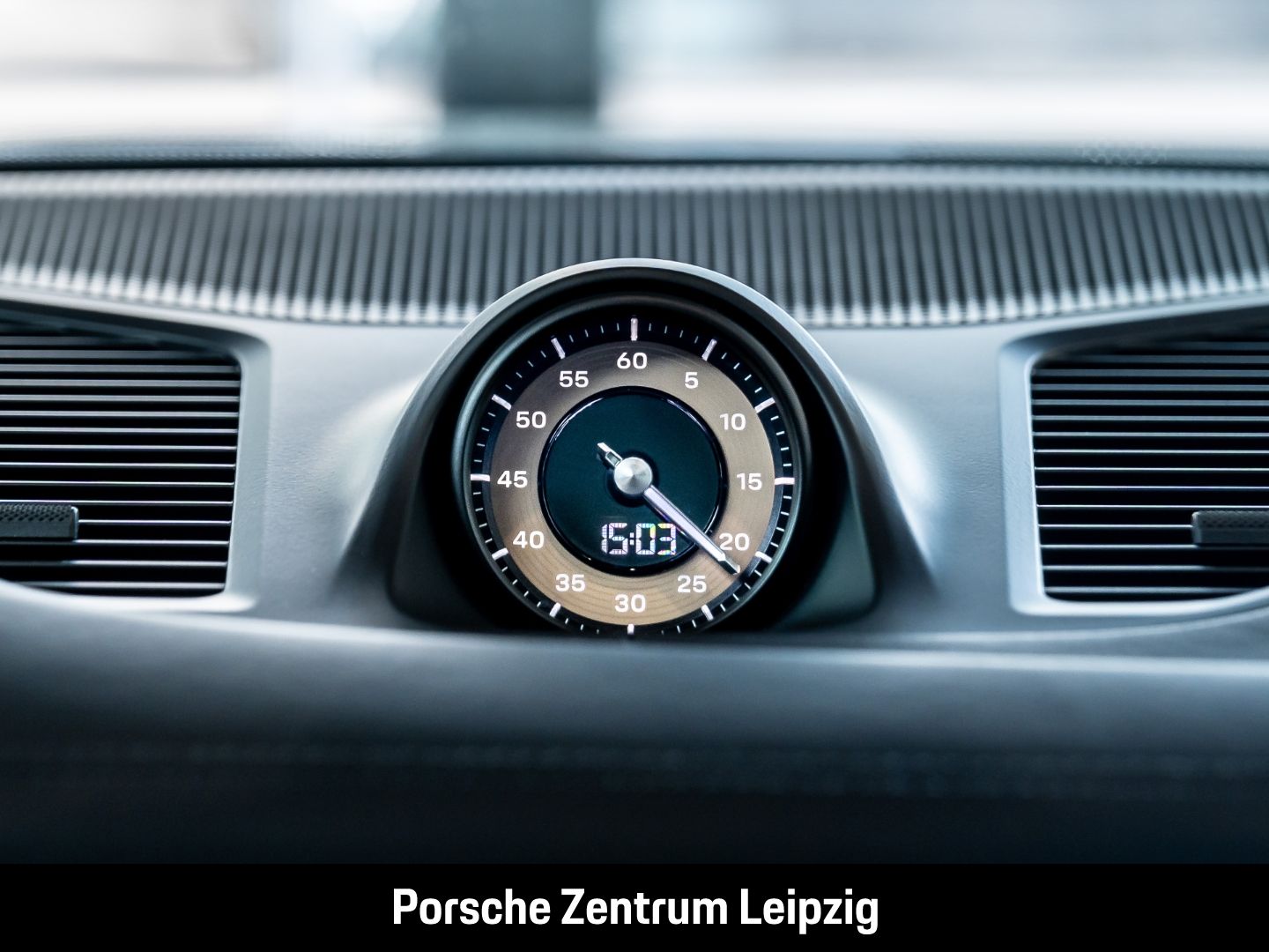 Porsche Cayenne S SportDesign PDCC HeadUp Sitzlüftung AH