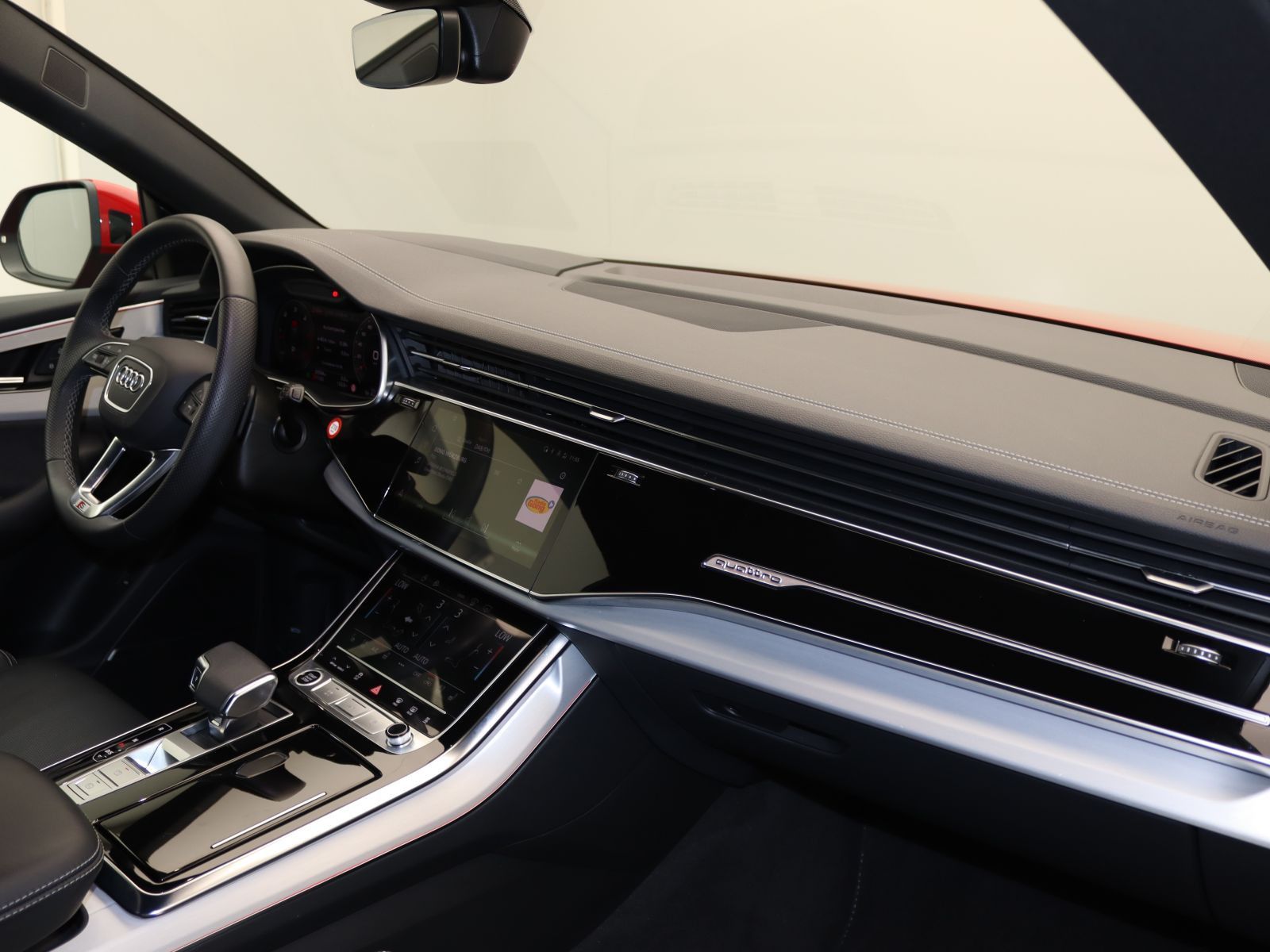Audi Q8 S-Line 50TDI quattro / Standh, Pano, Air, AHK