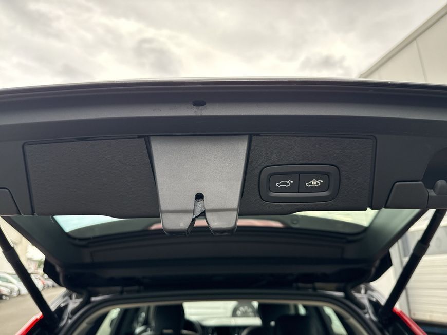 Volvo XC60 B5 B AWD Core