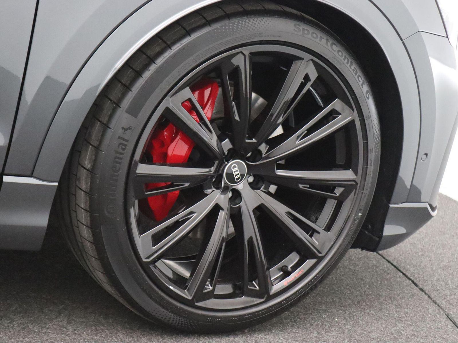 Audi Q8 50 TDI quattro S-Line - Samsaru's Car Outlet