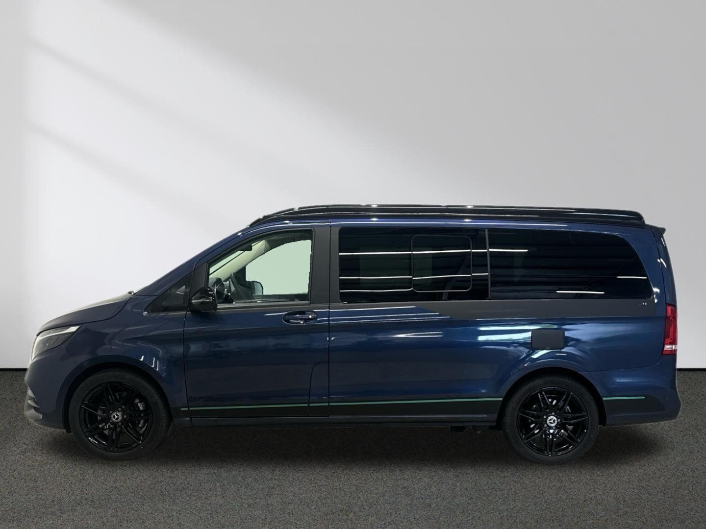 Mercedes-Benz V-Klass Marco Polo 300 d Edition AMG - Samsaru's Car Outlet